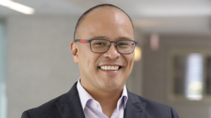 Headshot of Oliver Camacho