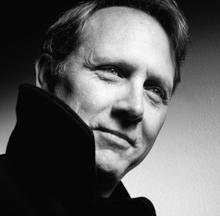 Headshot of Andrew Lewis